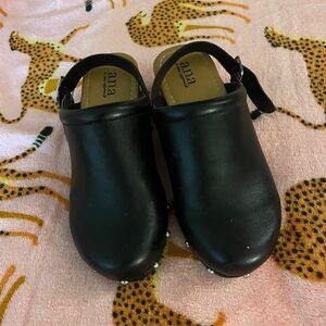 women’s shoes size 6